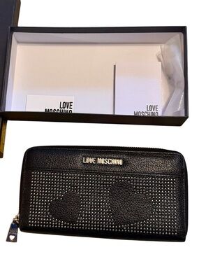 NWT Love Moschino Zip-Around Black and Silver Heart Studded Leather Wallet